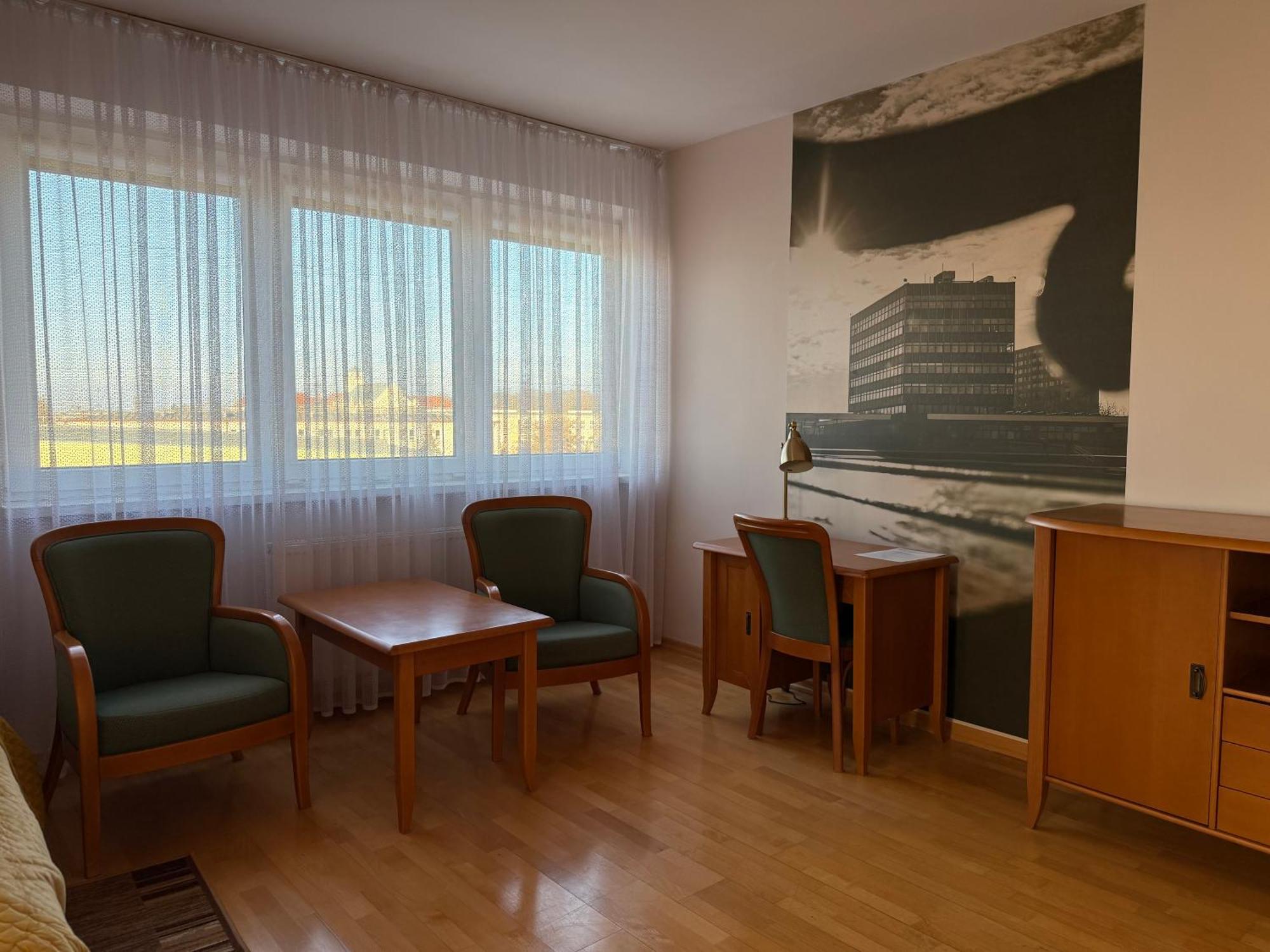 Hotel Uniwersytecki Torun Luaran gambar