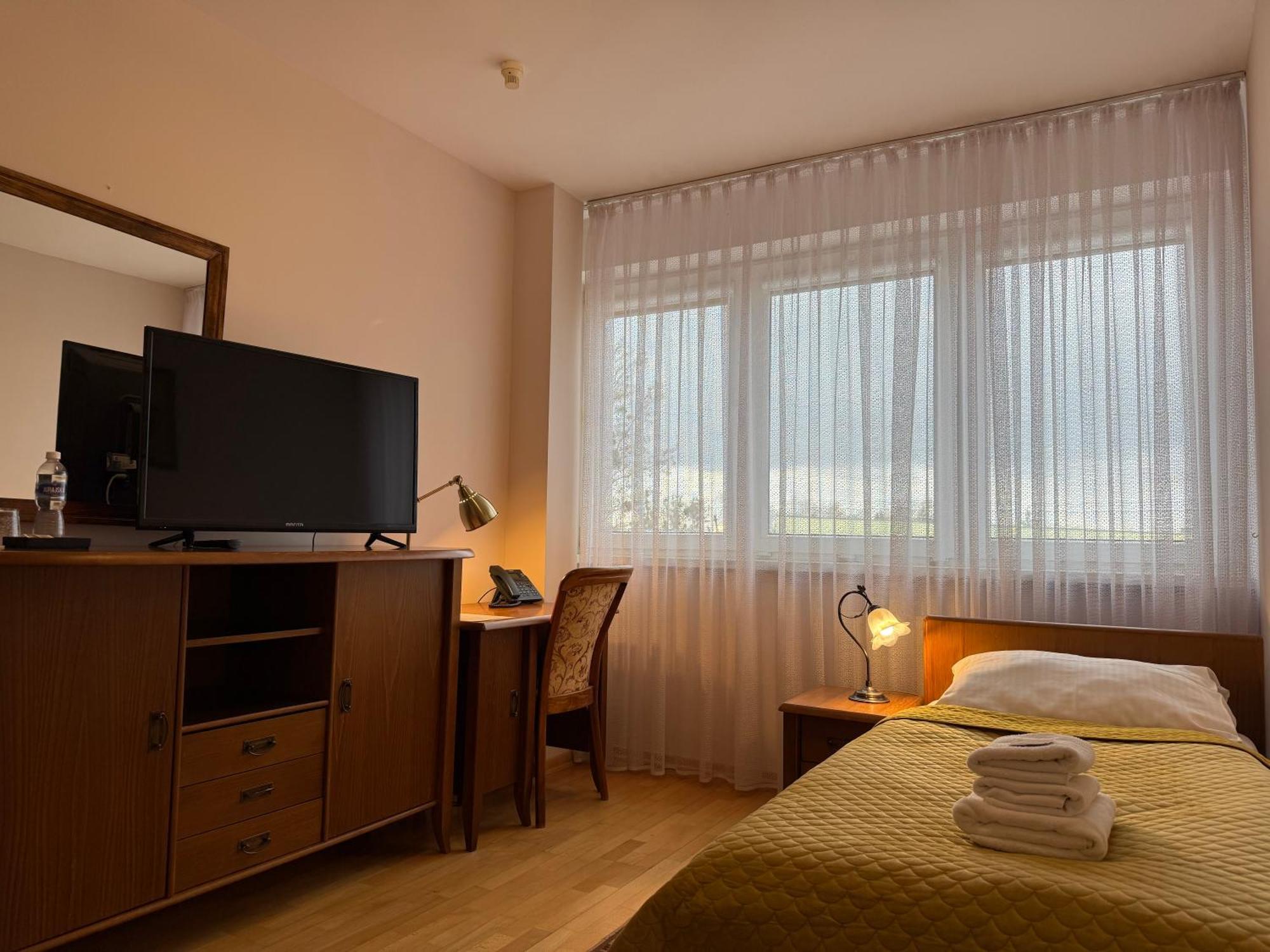 Hotel Uniwersytecki Torun Luaran gambar