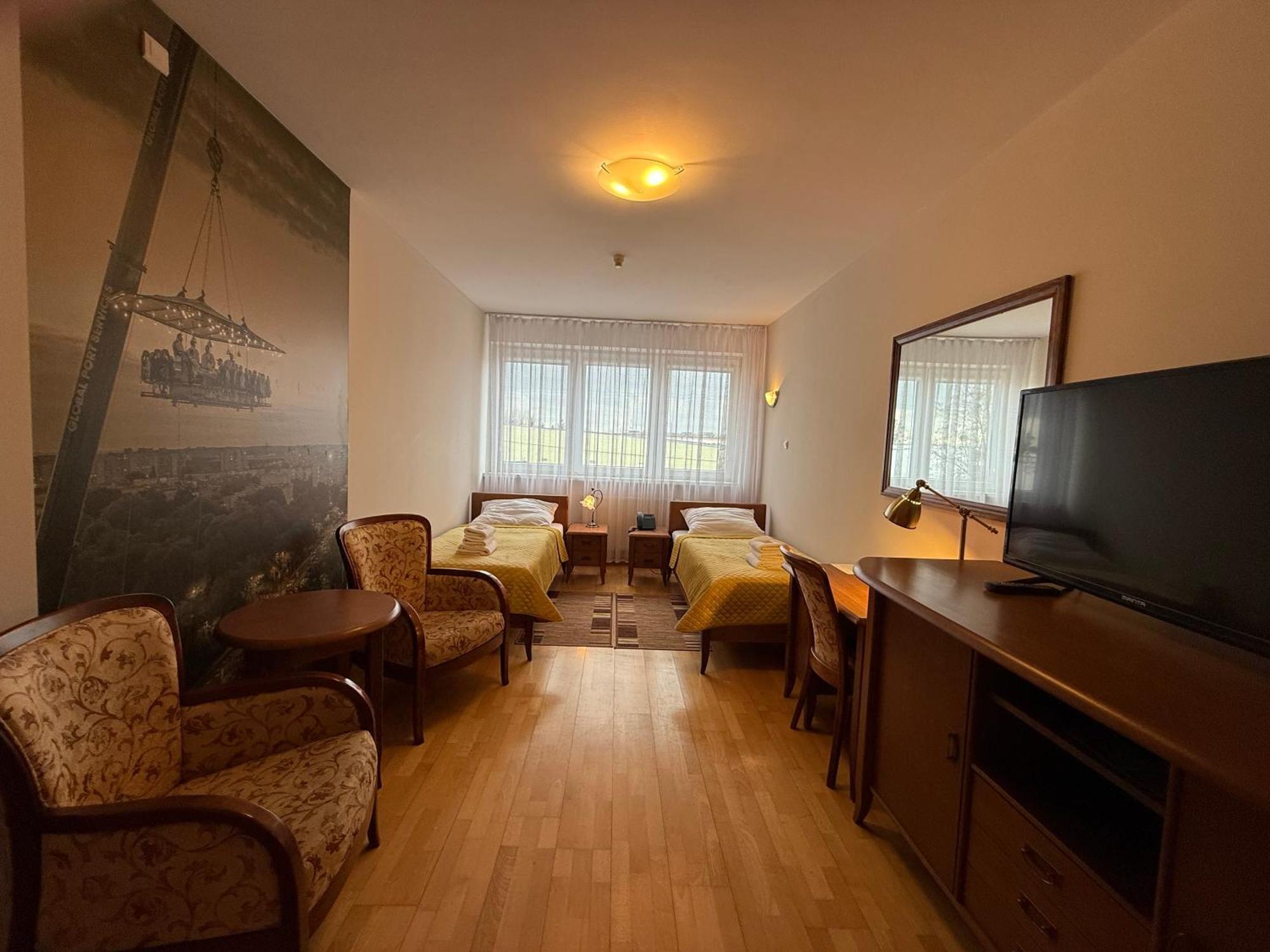 Hotel Uniwersytecki Torun Luaran gambar